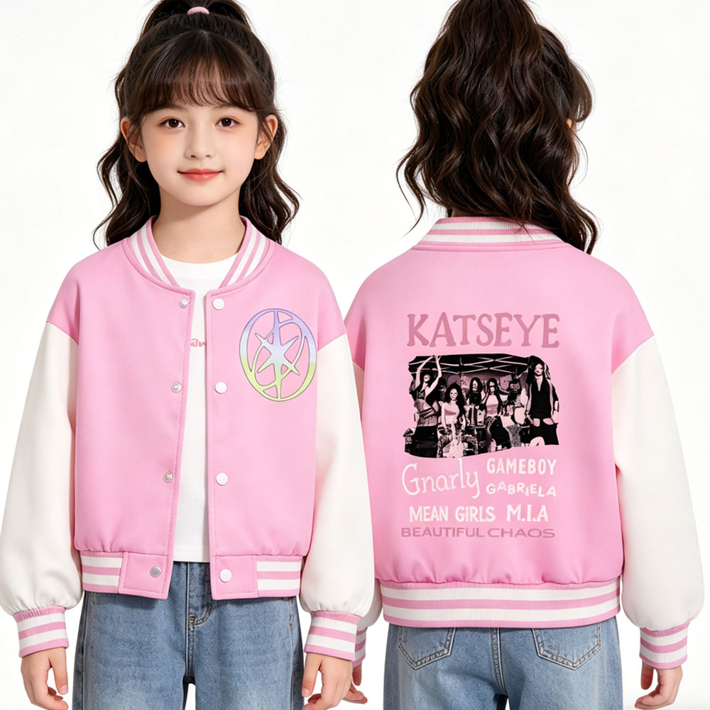 KATSEYE プリントキッズショートベースボールジャケット - Varsity Jacket Letterman のレビューと価格